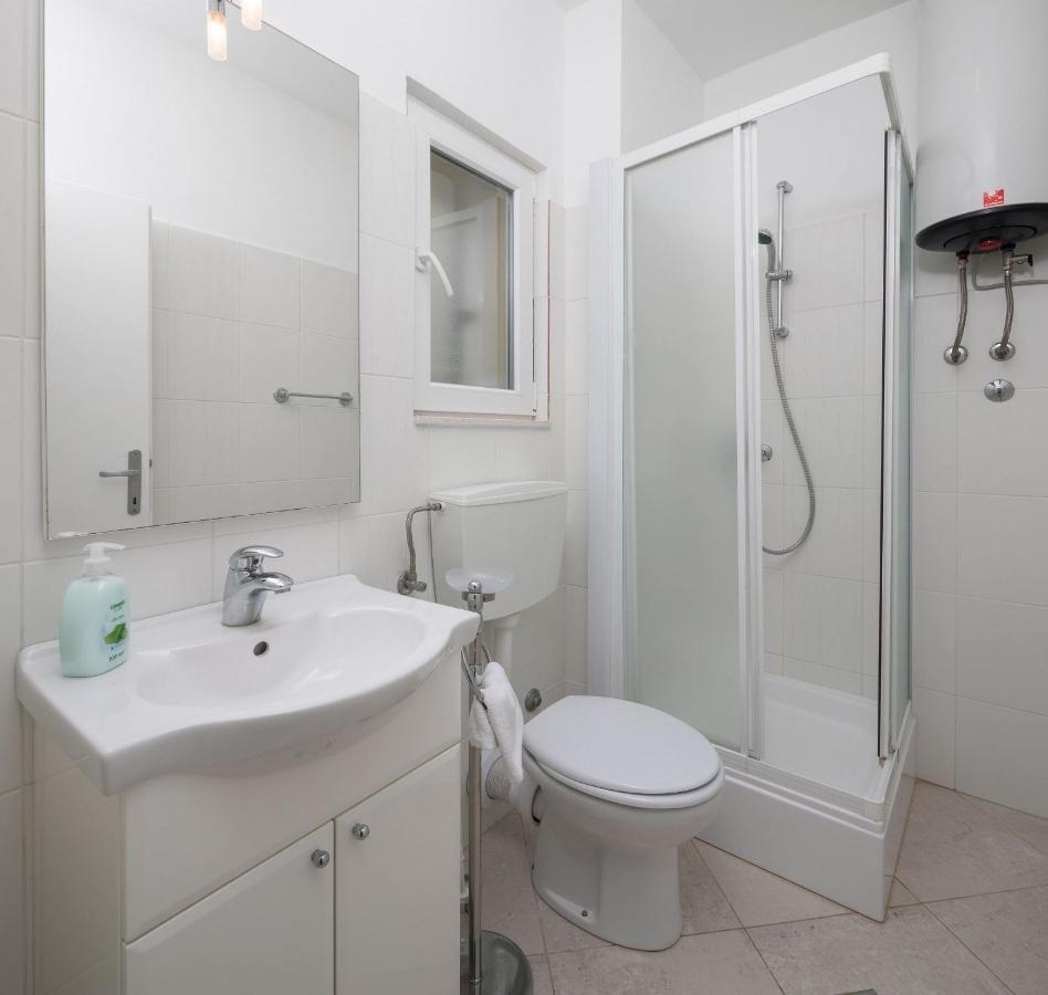 House Karlo Villa Писак Екстериор снимка