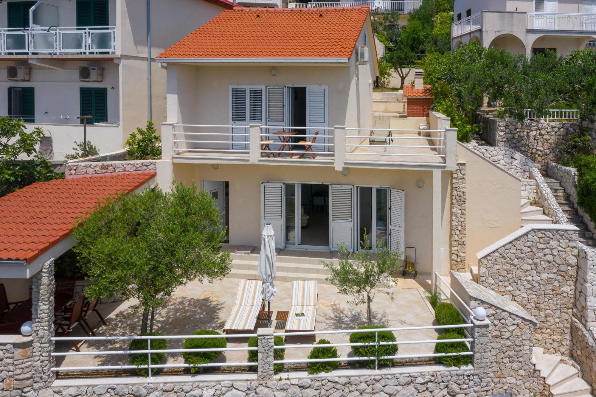 House Karlo Villa Писак Екстериор снимка