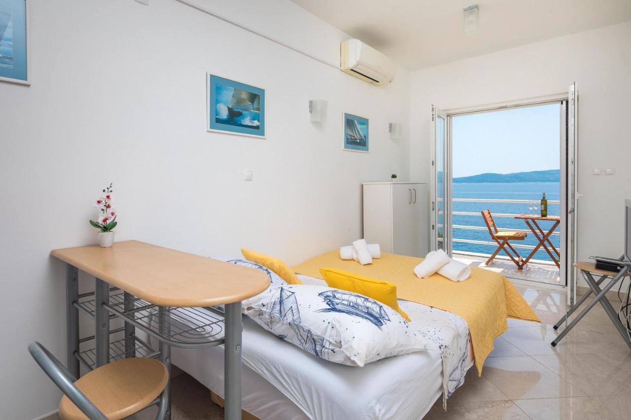 House Karlo Villa Писак Екстериор снимка